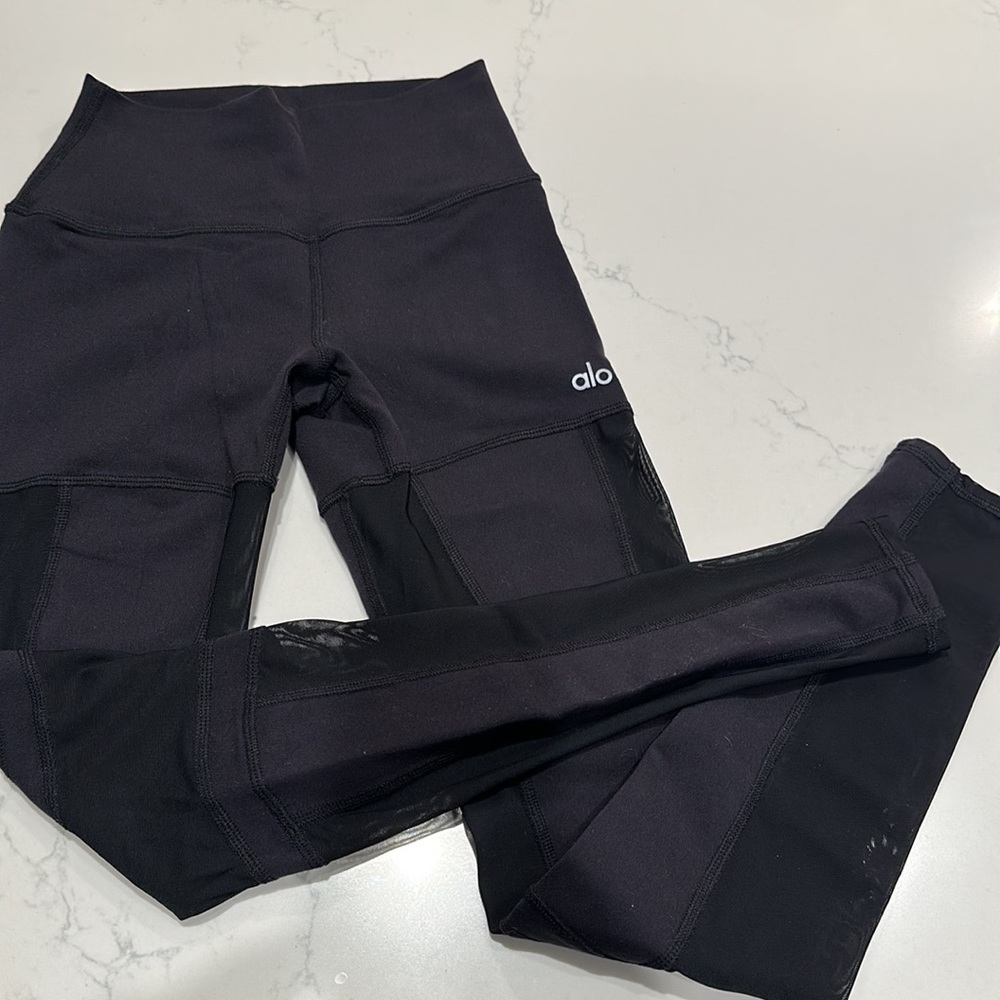ALO Mesh Insert Leggings